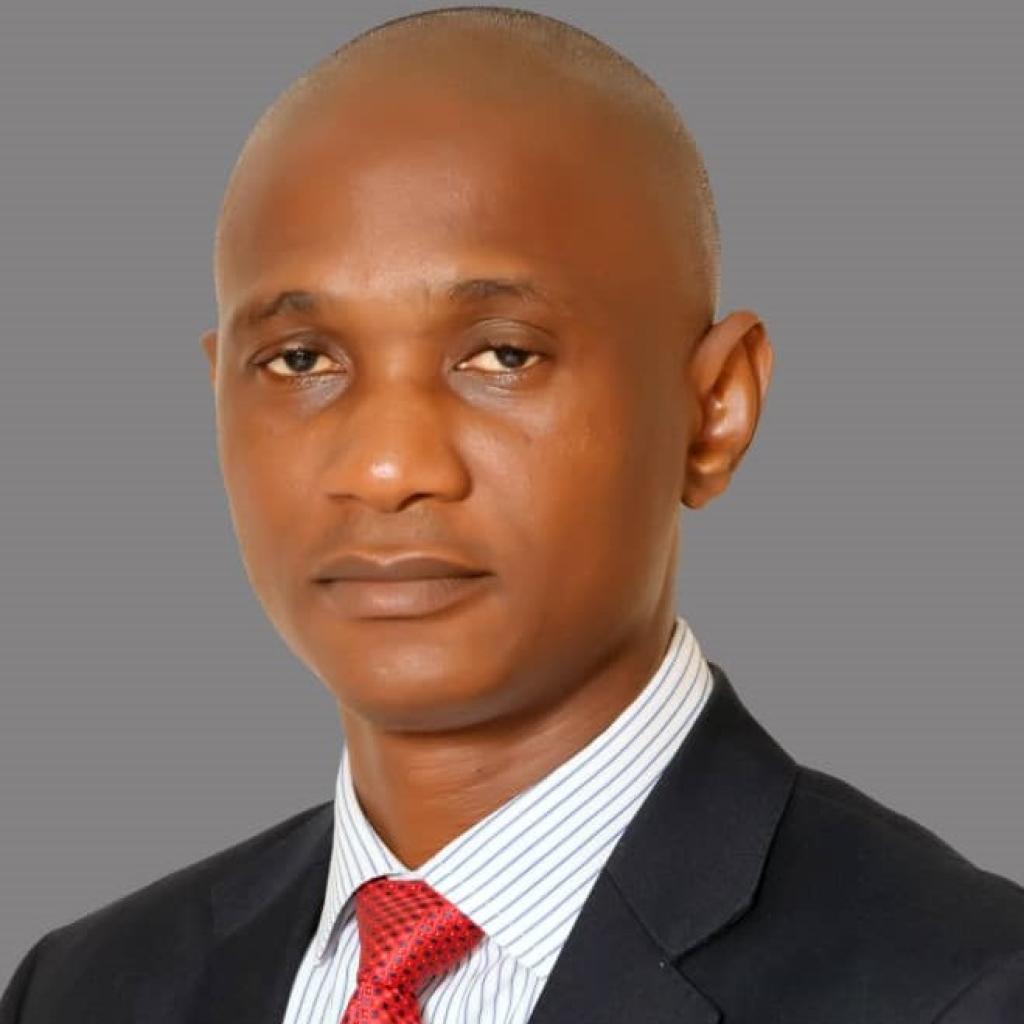 Dr Babatunde O Ogunbosi